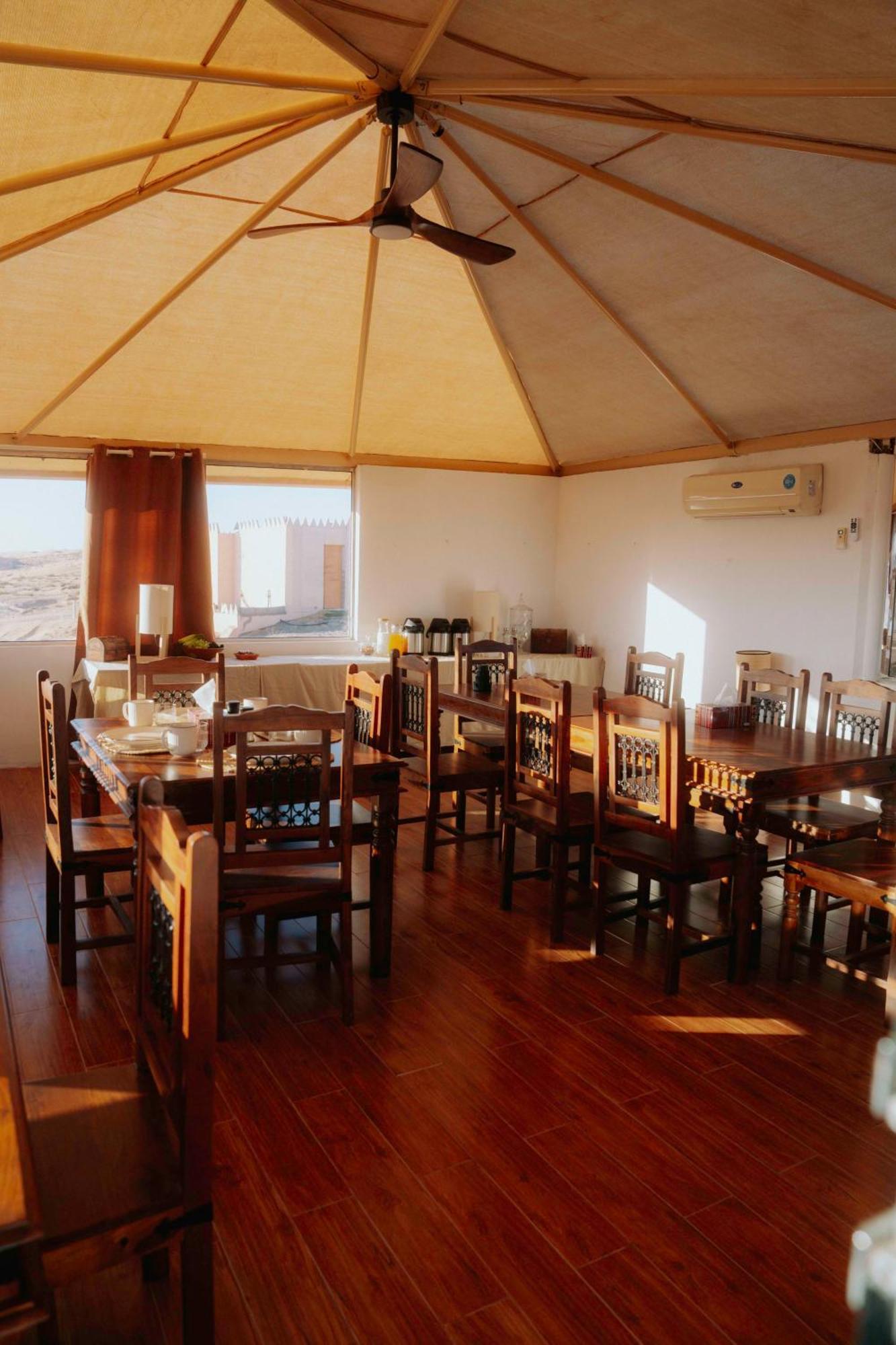 Ḩawīyah Silent Dunes Camp מראה חיצוני תמונה
